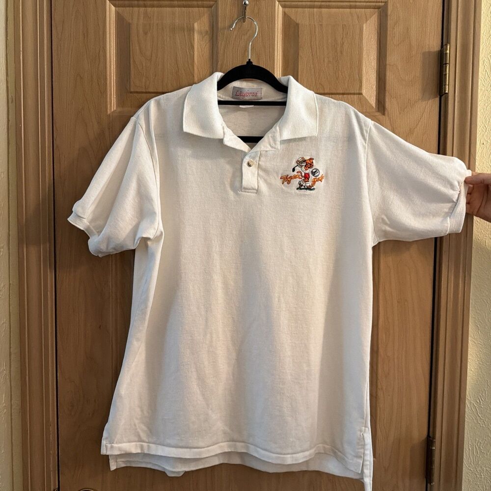 VTG Tony the Tiger Men’s Polo with Golf Embroidery Size XL. Good Condition. Dad!